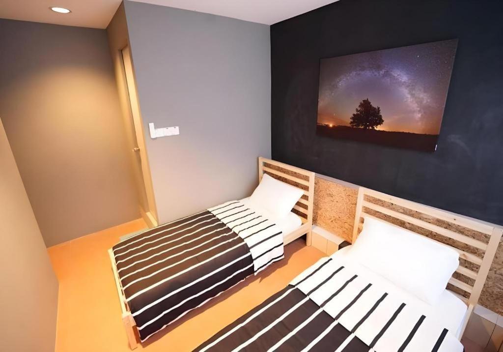 Koptel Budget Hotel Kuching Exterior photo
